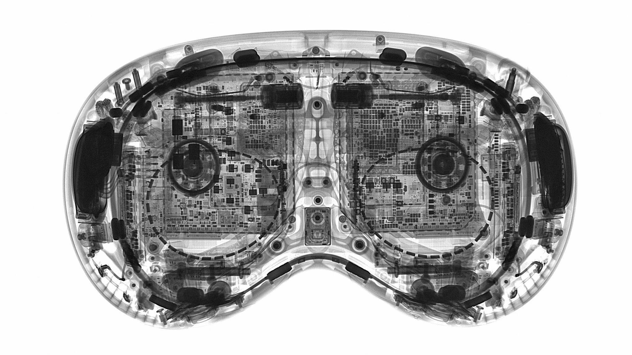 Эксперты разобрали гарнитуру Apple Vision Pro и показали её внутренности