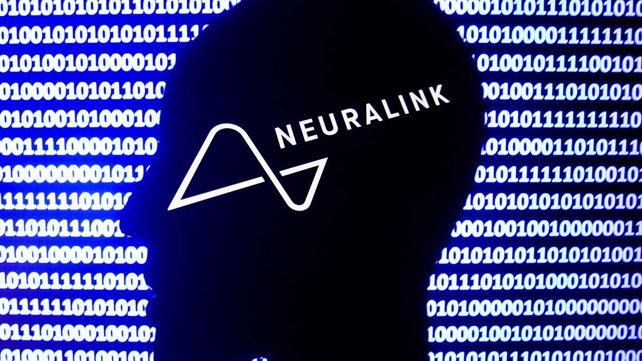 Стало известно, что теперь умеет первый человек с чипом Neuralink