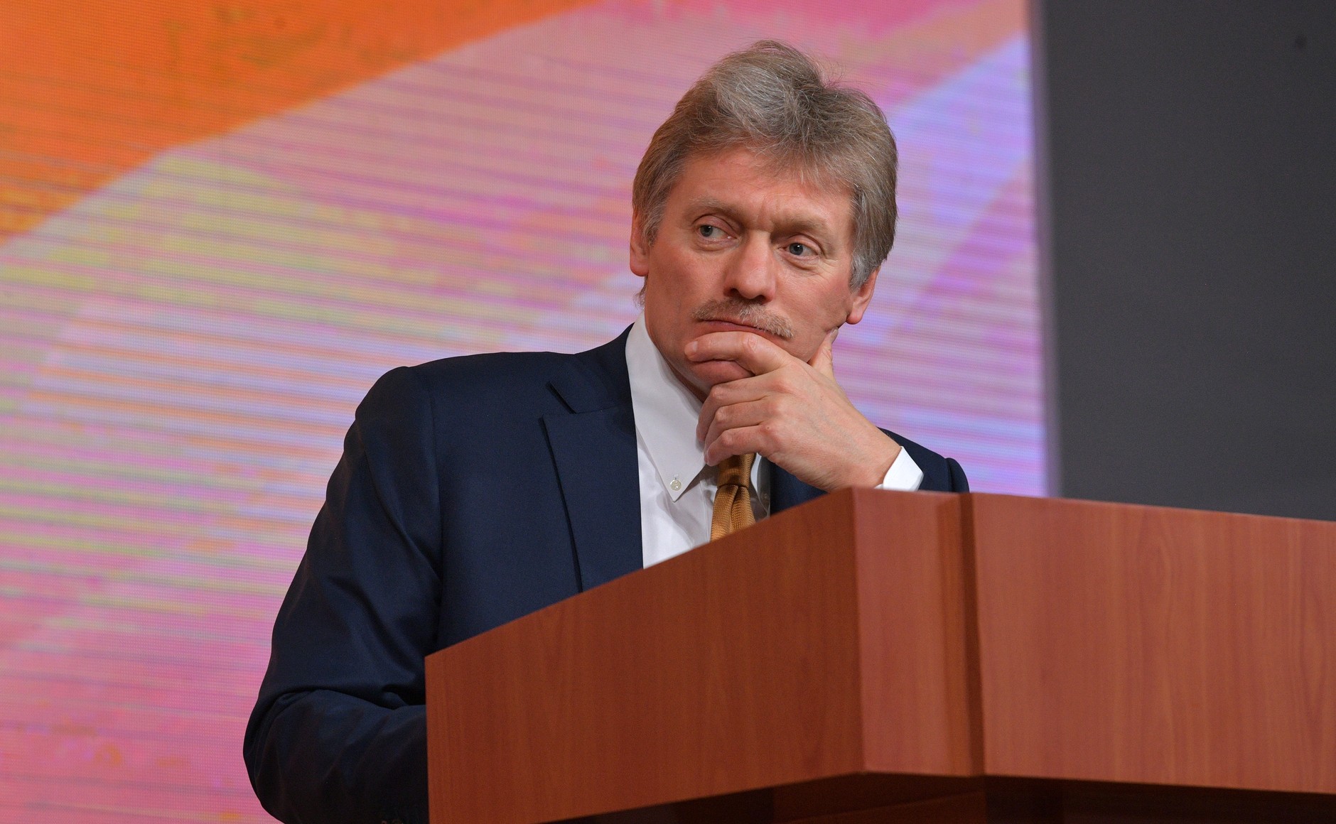 Песков потребовал от Павла Дурова внимательнее следить за Telegram