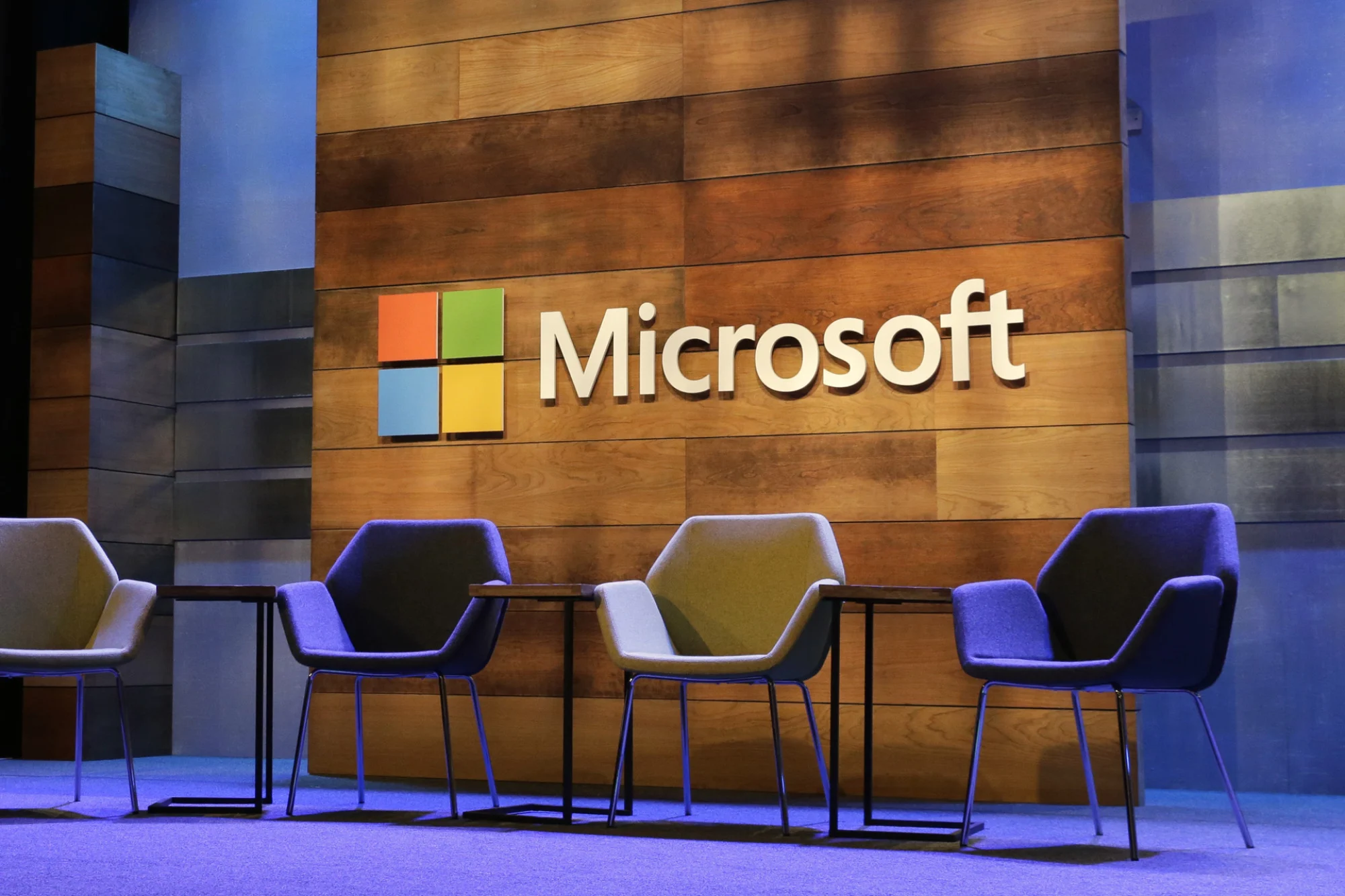 Microsoft обвинила российских хакеров в краже некоторых файлов компании