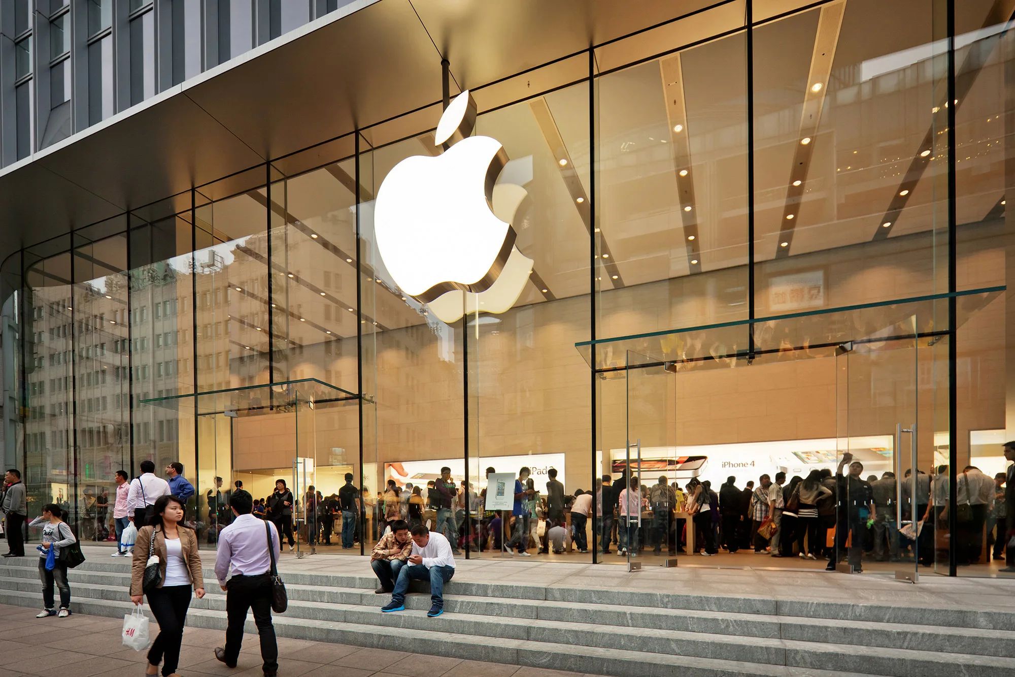 Apple приобрела ИИ-стартап DarwinAI