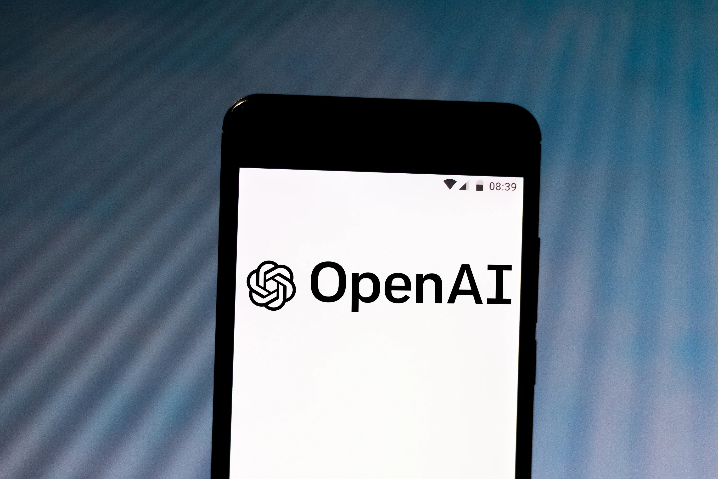 OpenAI рассматривает возможность стать коммерческой организацией
