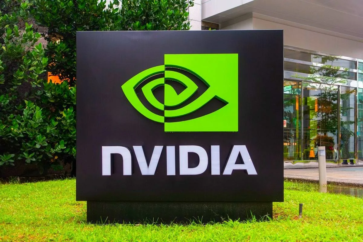 Капитализация Nvidia превысила 3 триллиона долларов, опередив Apple