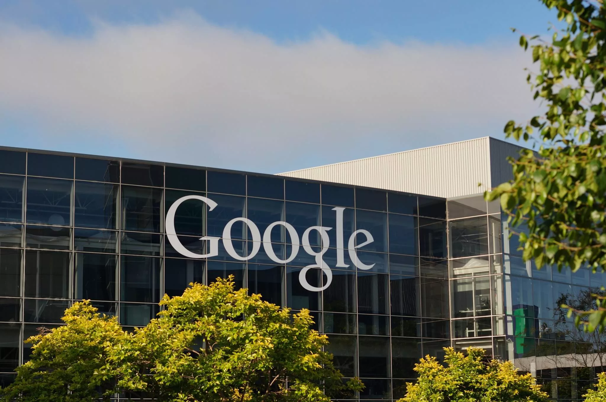 Alphabet готовится закрыть свою крупнейшую сделку по покупке стартапа кибербезопасности Wiz за $23 млрд