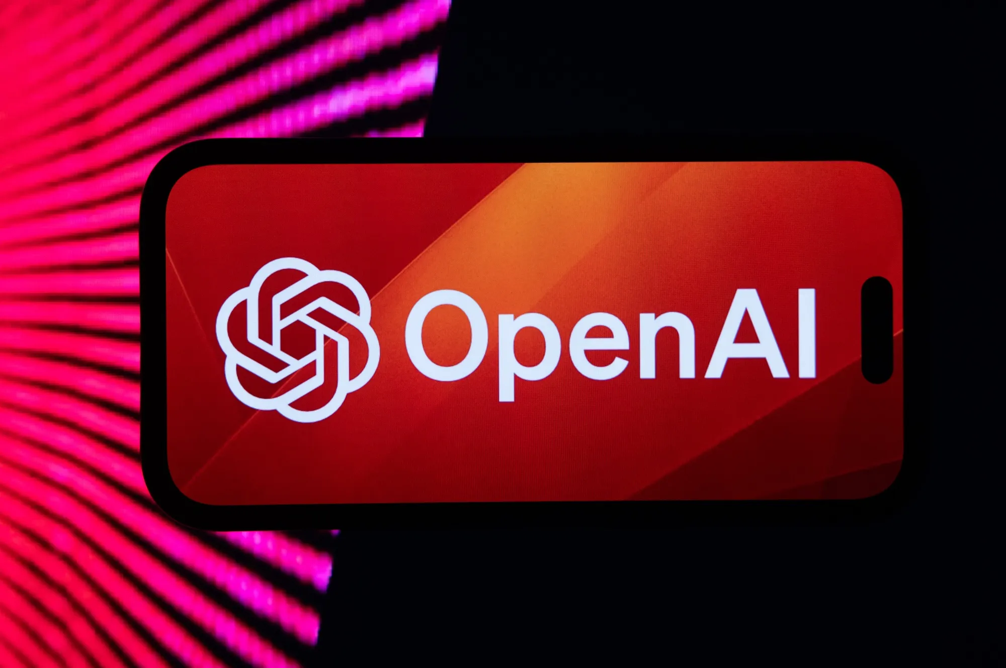 OpenAI представила нового голосового помощника для ChatGPT