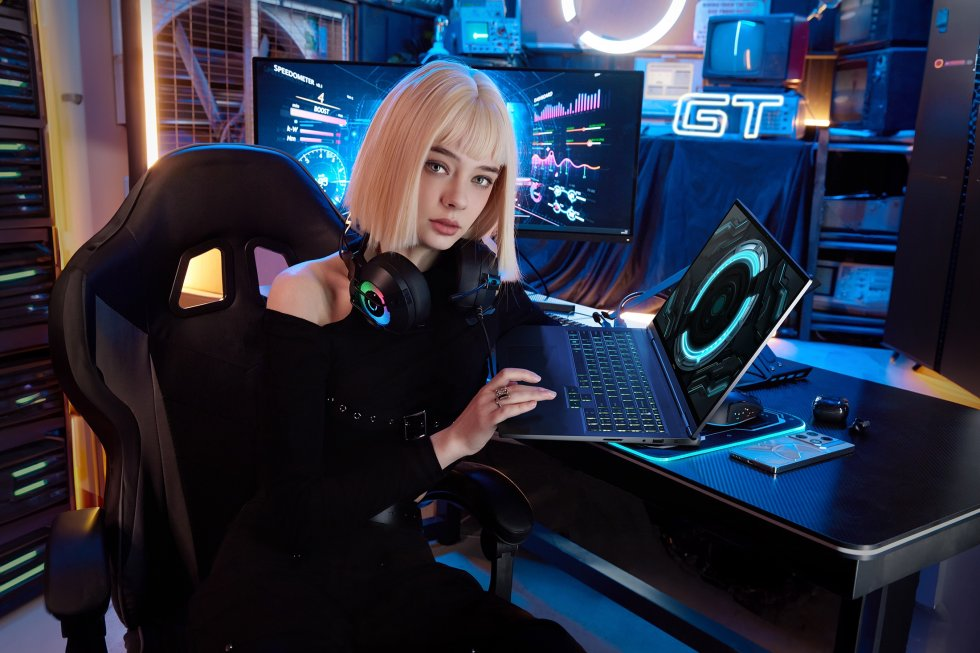 Infinix представил в России игровой ноутбук GT BOOK