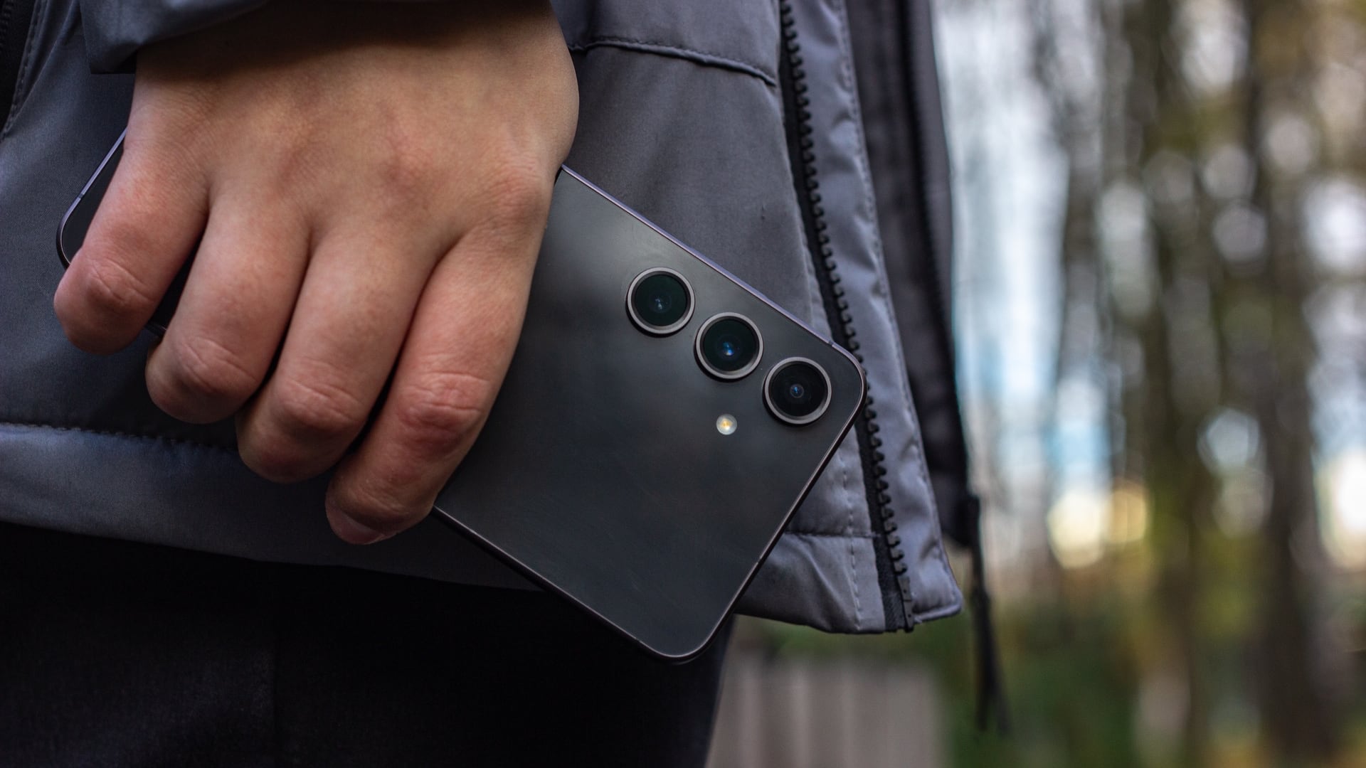 Обзор Samsung Galaxy S24 FE: внешность имеет большое значение