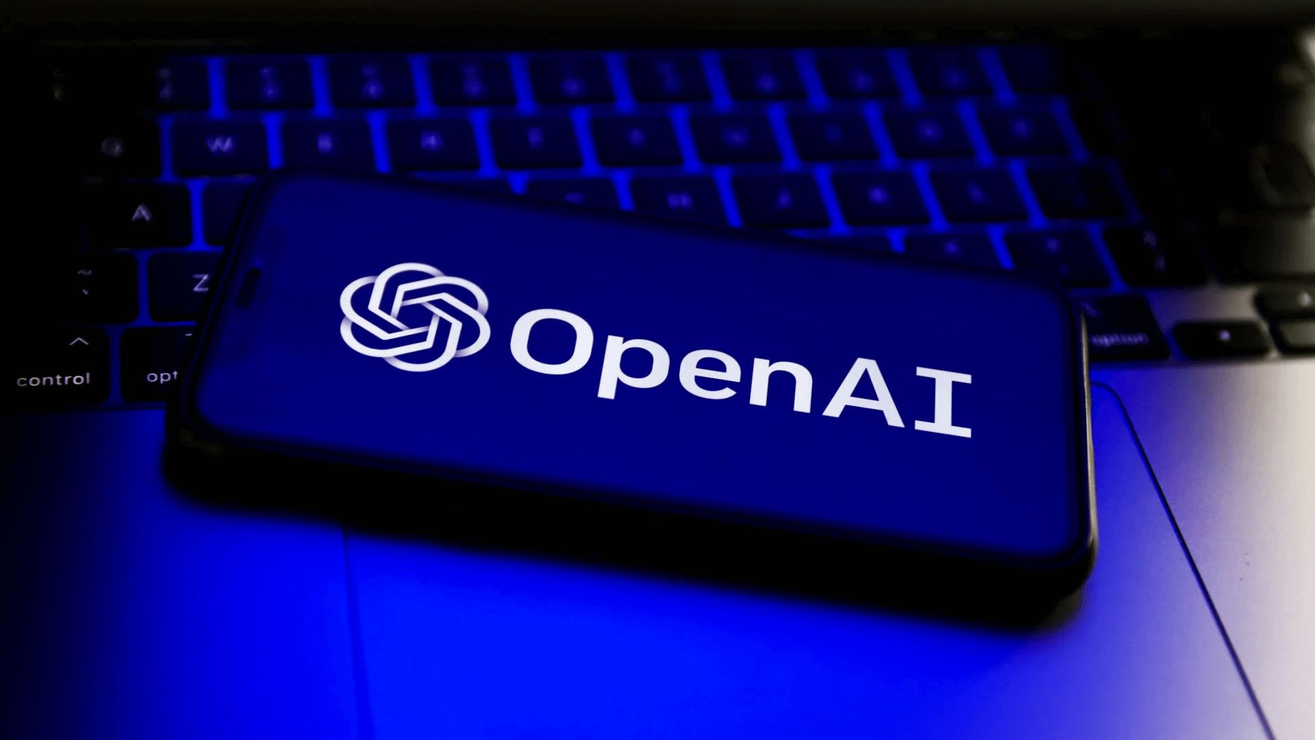 OpenAI открыла ИИ-поисковик ChatGPT для всех пользователей