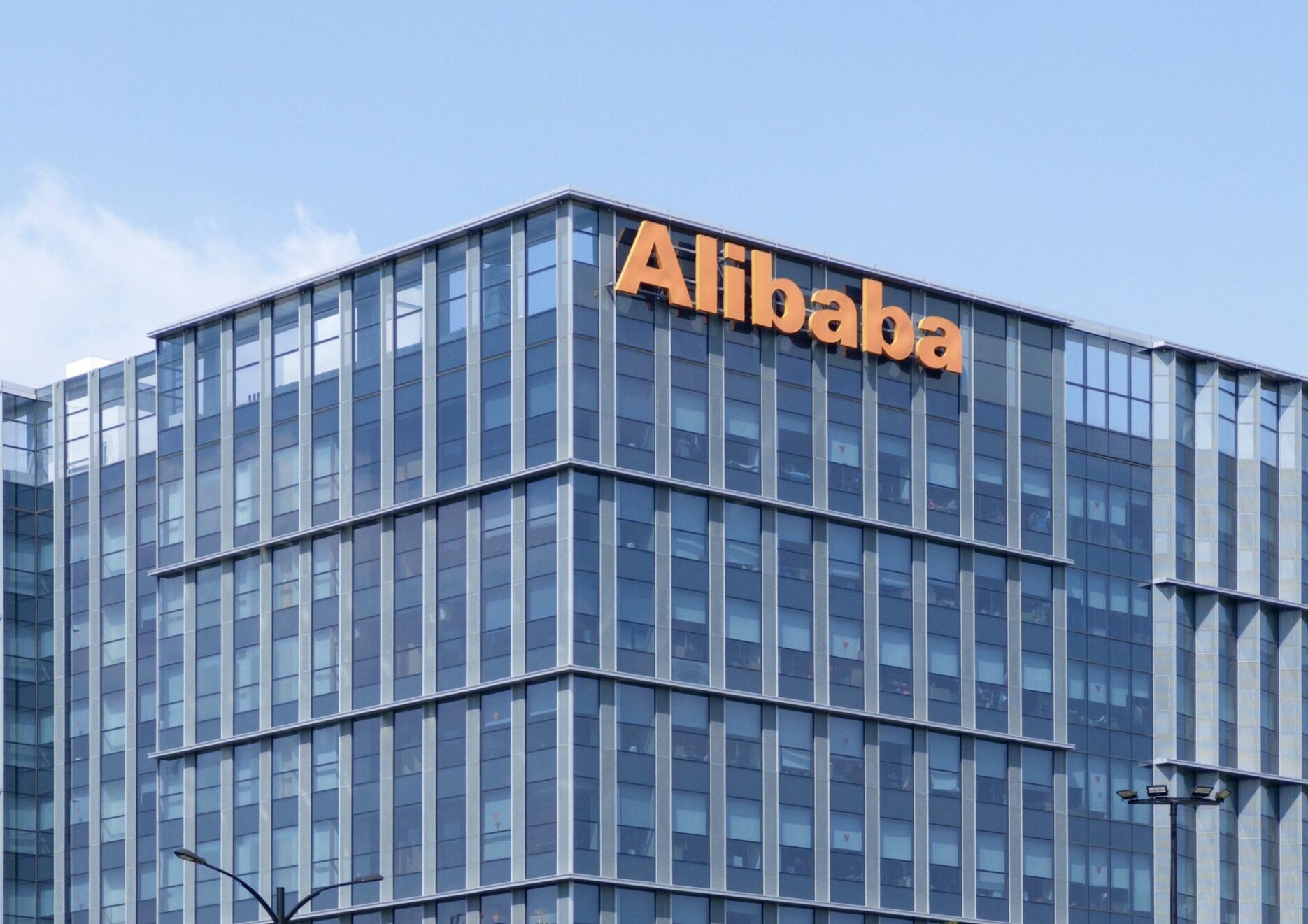 Alibaba представила мультимодальную модель Qwen 2.5-Omni-7B для ИИ-агентов