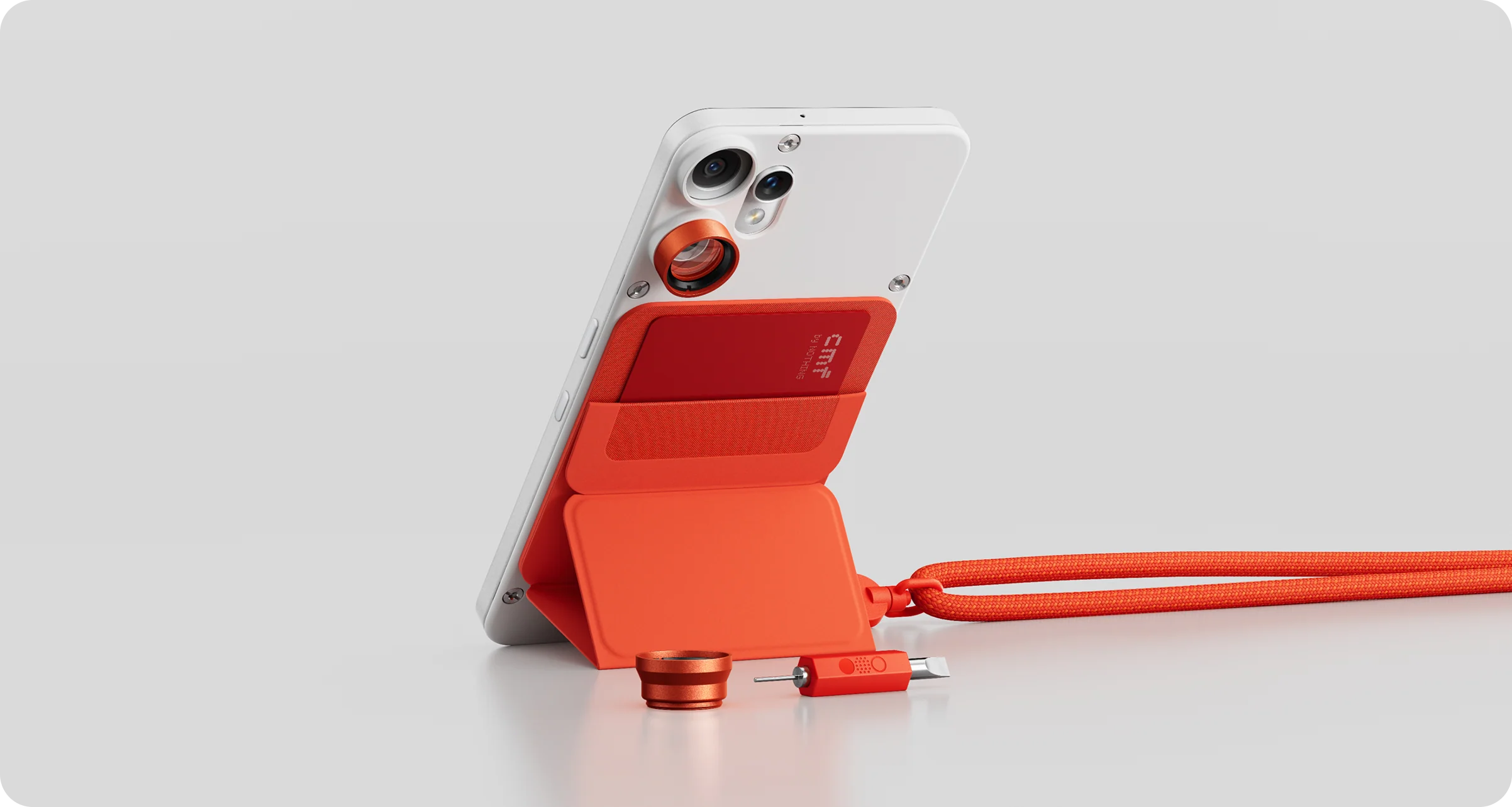 Представлен CMF Phone 2 Pro — доступный модульный смартфон с телекамерой и AMOLED-дисплеем