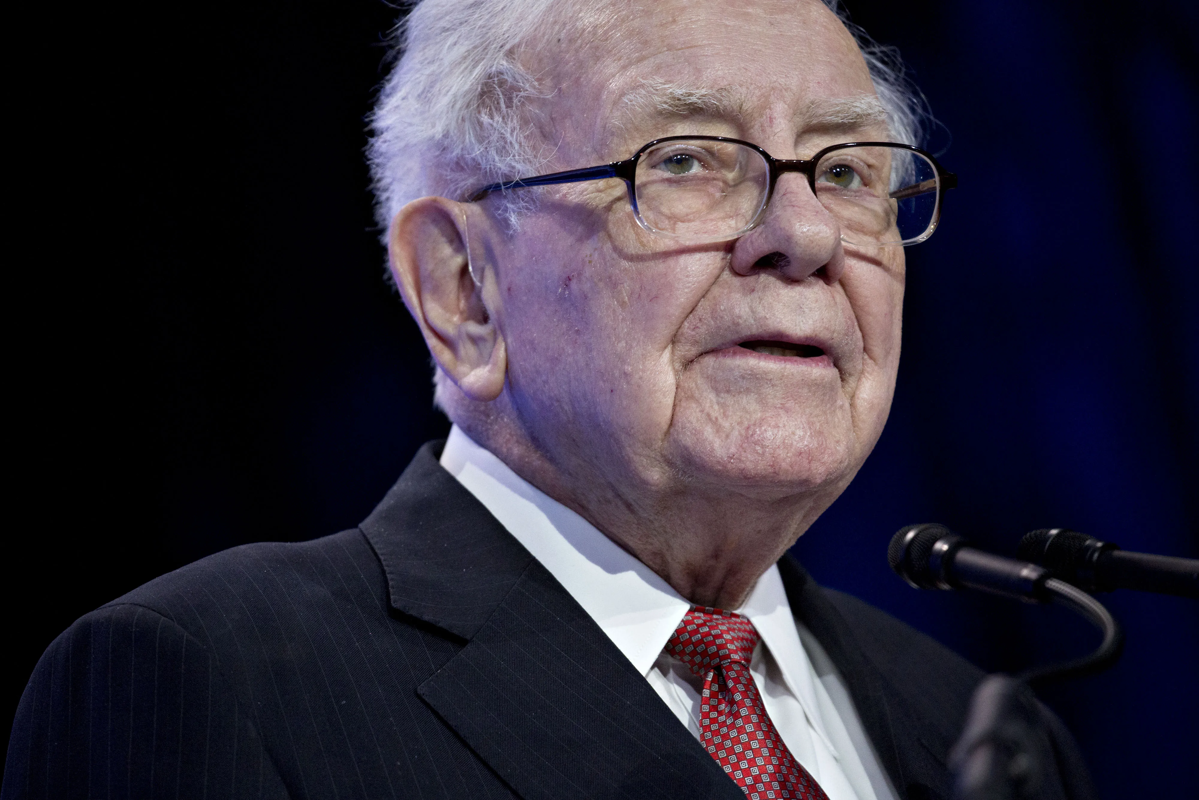 Уоррен Баффетт покинет пост главы Berkshire Hathaway