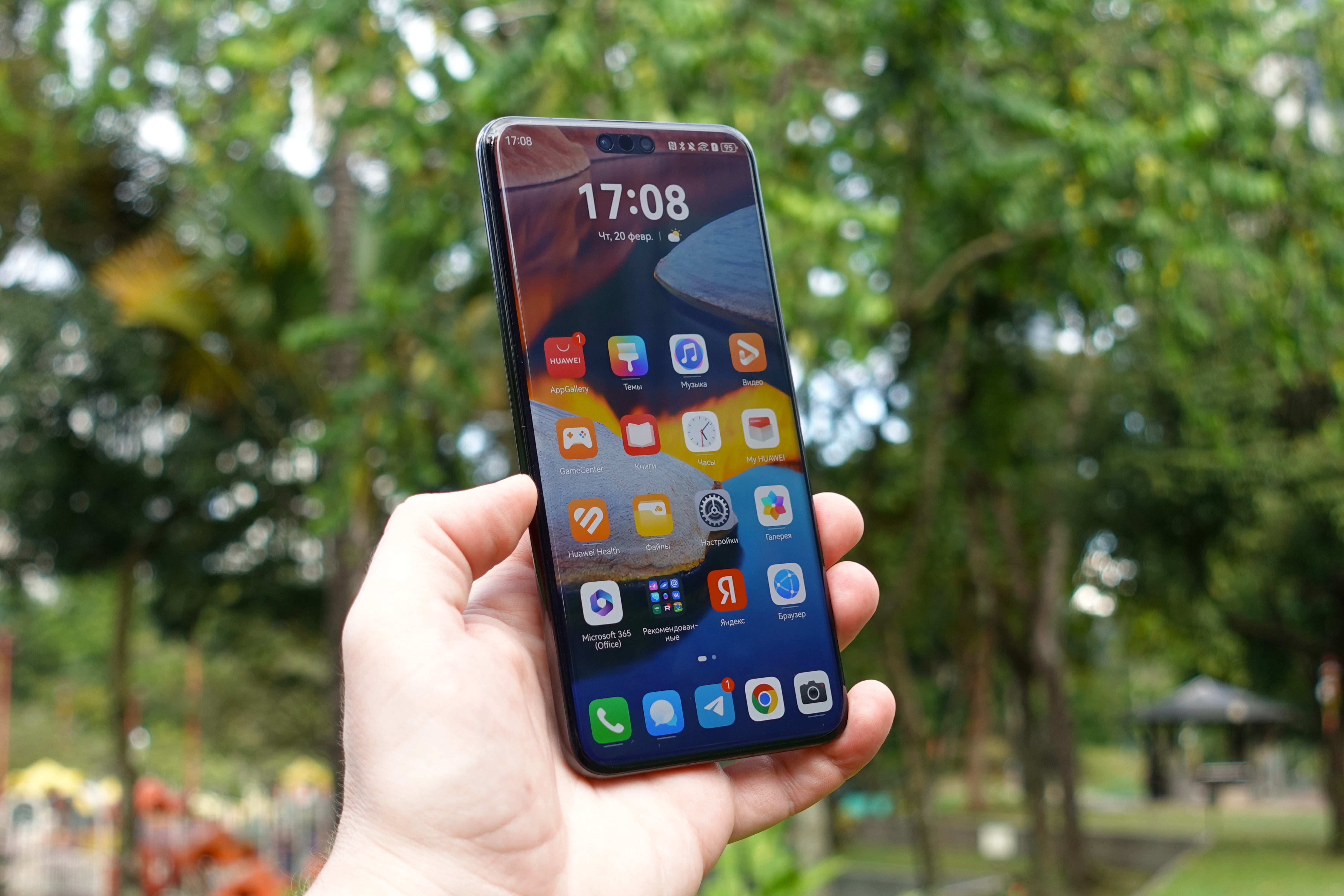 Три месяца с Huawei Mate 70 Pro: нюансы, плюсы и минусы в реальной жизни