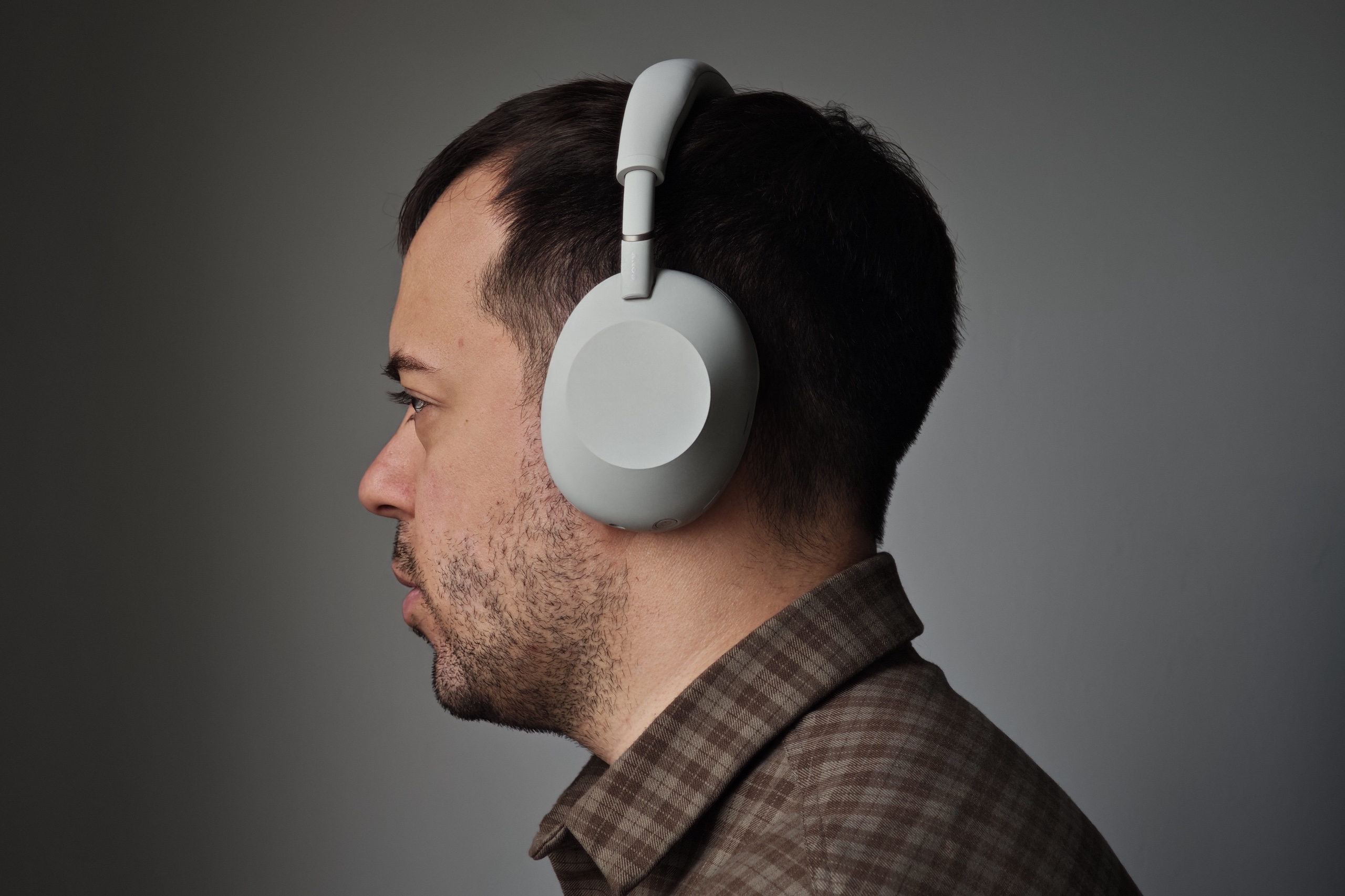 Обзор наушников Sony WH-1000XM6: всё ещё лучшие в классе?