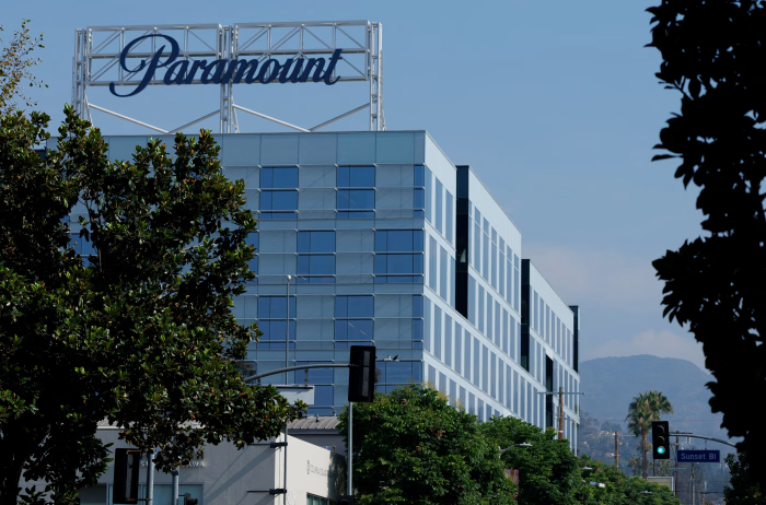 WSJ: Paramount планирует купить Warner Bros.