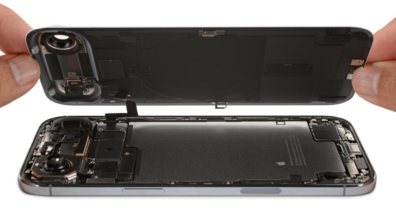 Что внутри? Разобран iPhone Air