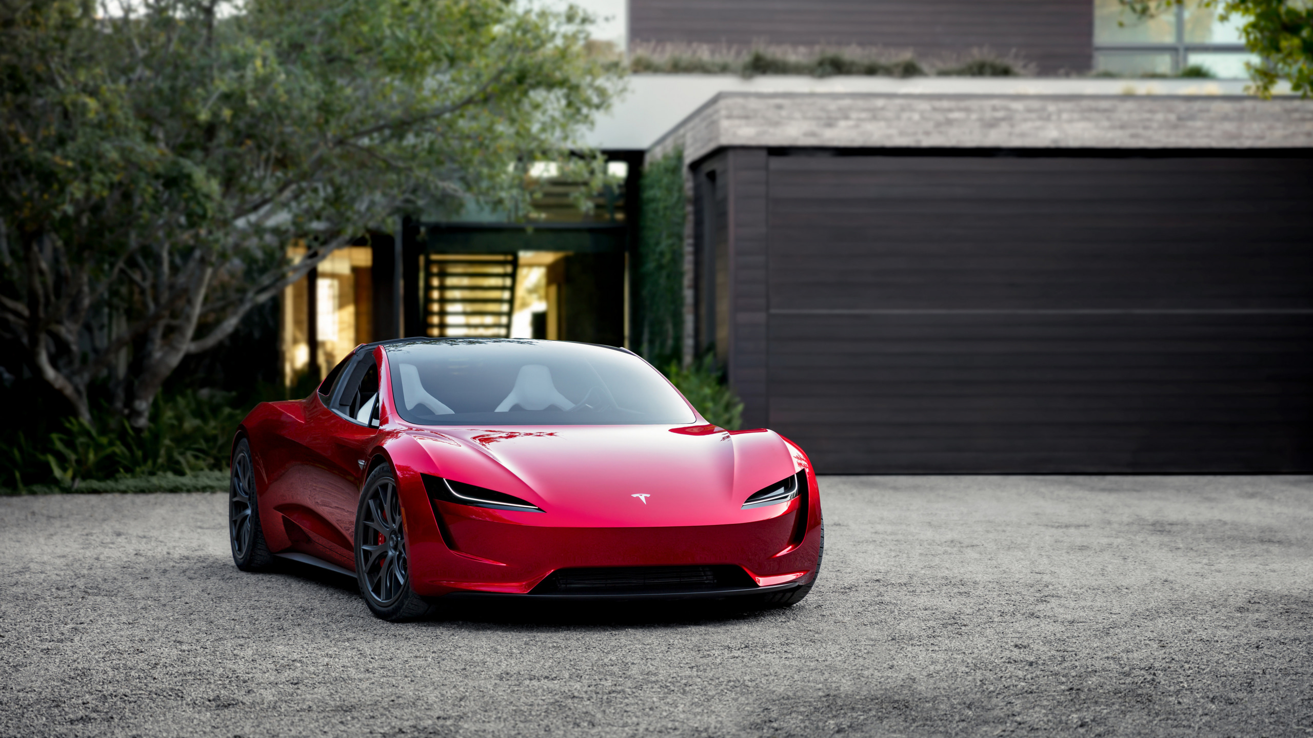 Илон Маск пообещал показать новый Tesla Roadster до конца года