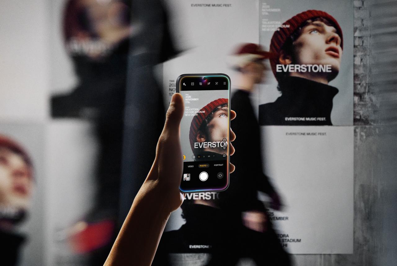 ΠΠ° ΡΠΎΡΠΎ β OnePlus 15 Π² ΡΡΠΊΠ°Ρ
ΡΠ΅Π»ΠΎΠ²Π΅ΠΊΠ°, Π½Π° ΡΠΊΡΠ°Π½Π΅ ΡΠ½ΠΈΠΌΠΎΠΊ ΠΌΡΠΆΡΠΈΠ½Ρ Π² ΠΊΡΠ°ΡΠ½ΠΎΠΉ ΡΠ°ΠΏΠΊΠ΅.