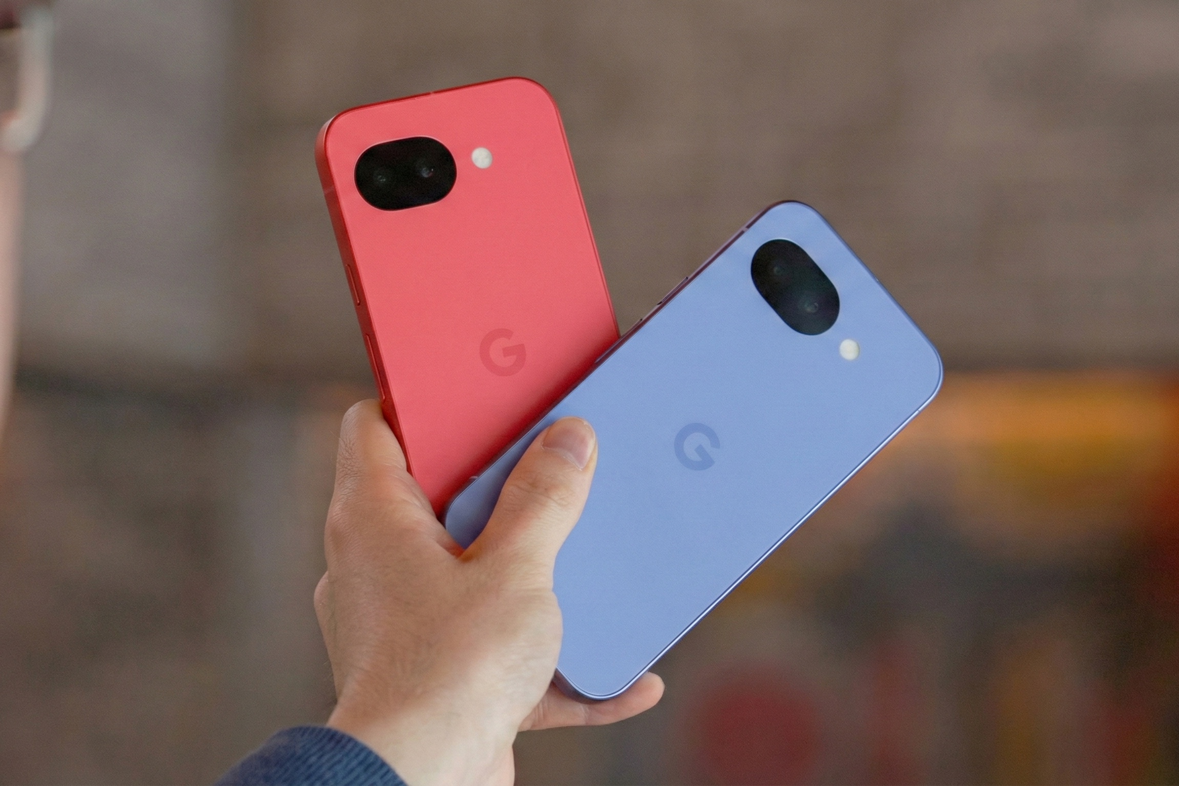 Скачать обои с Pixel 10a
