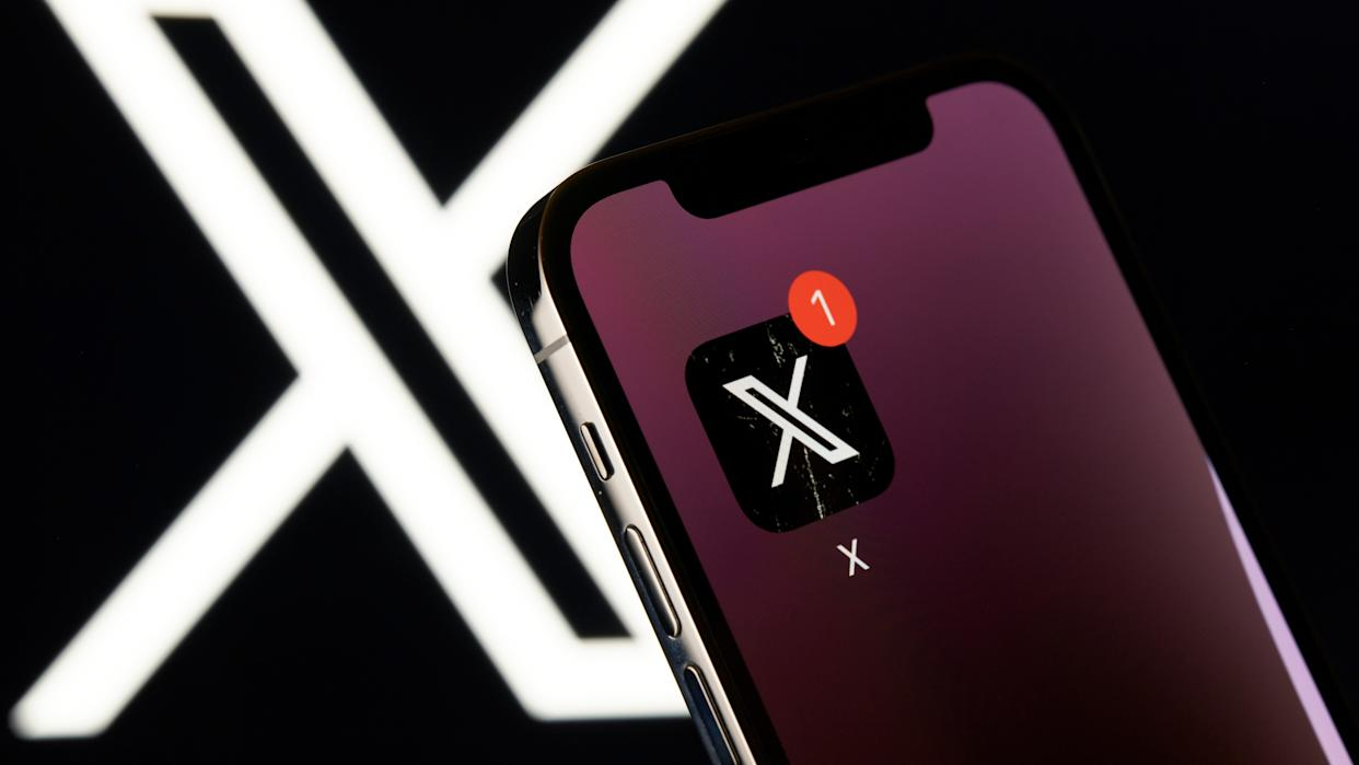 Илон Маск запустил X Chat — свой аналог WhatsApp* и Telegram