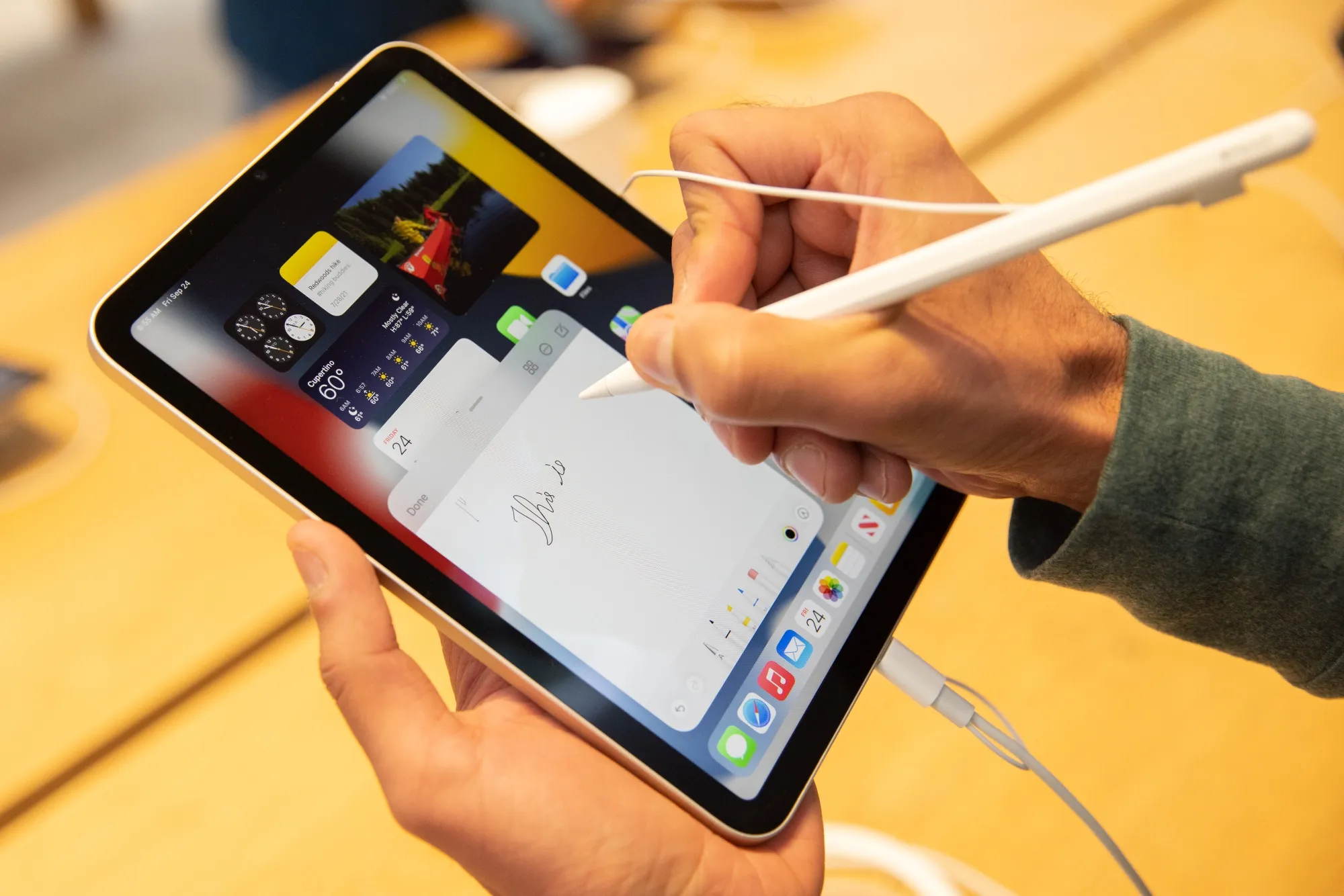 Складной iPhone будет похож на iPad