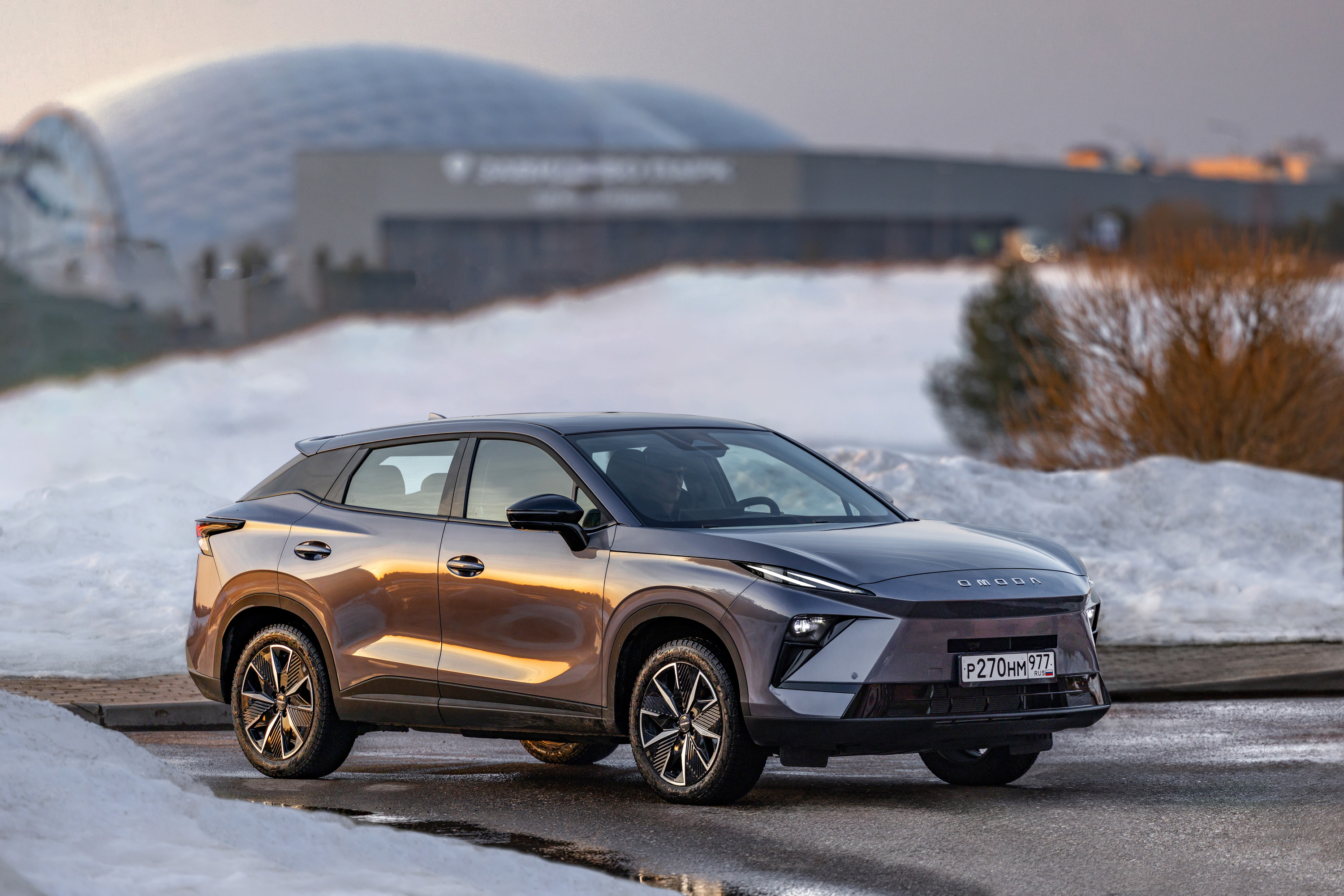 Изучаем обновлённый кроссовер Omoda C5 (2026): тише, умнее и на 15 см длиннее