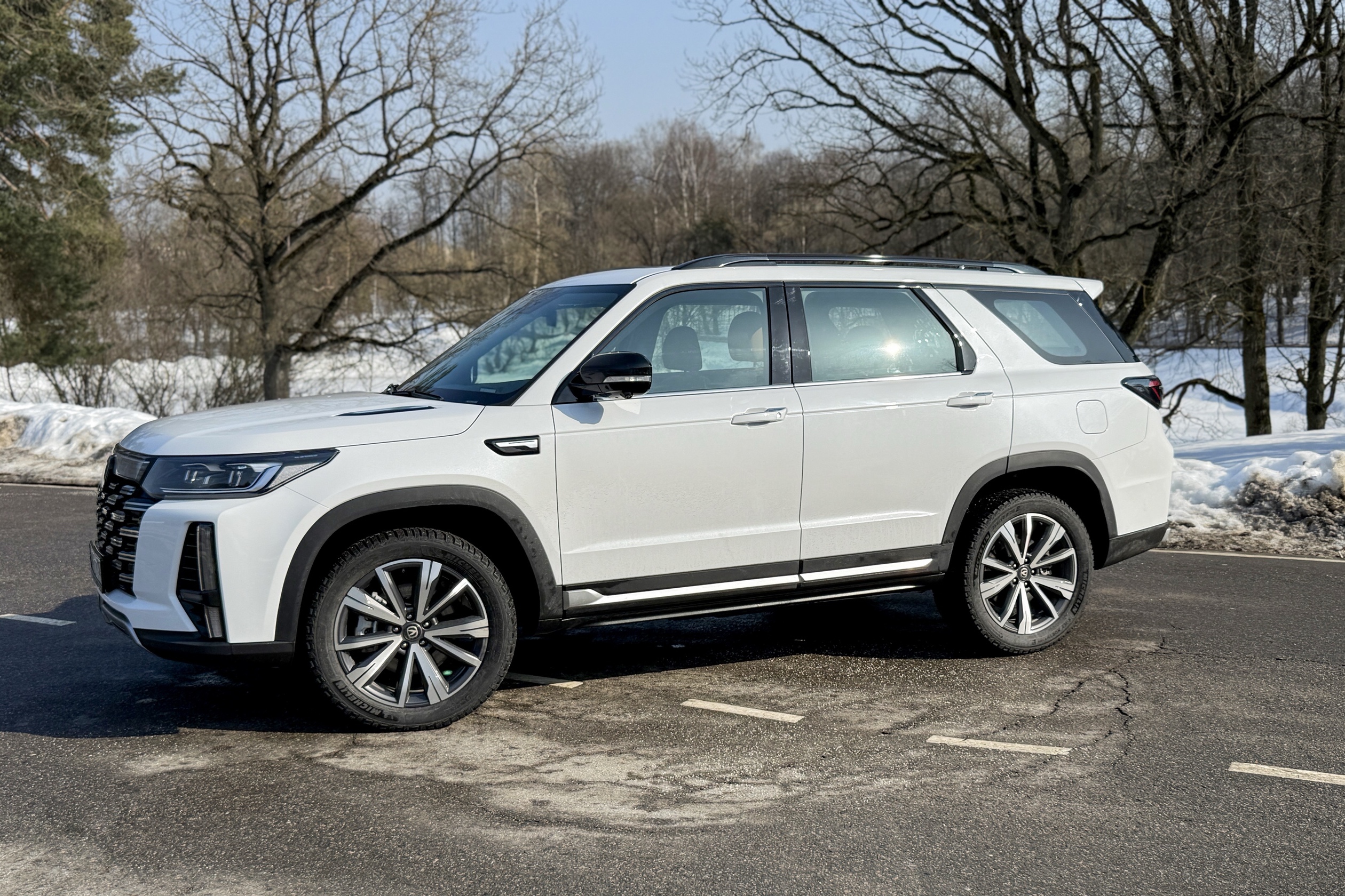 Обзор огромного кроссовера Changan CS95: тишина, комфорт и 15 л на сотню