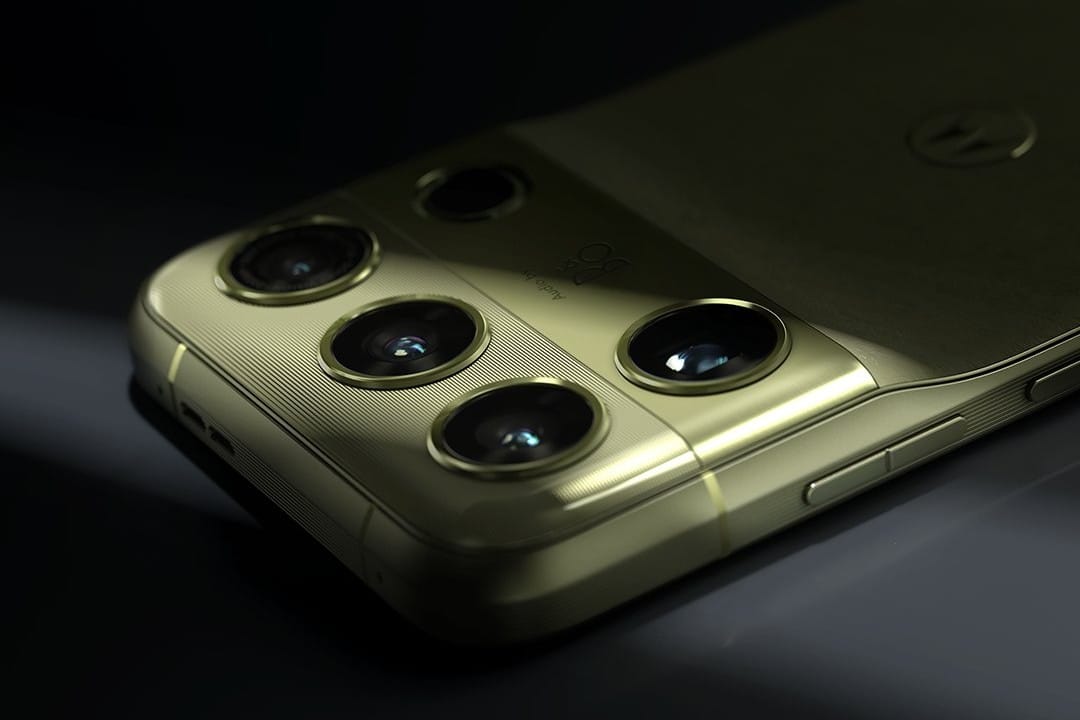 Motorola представила премиальный смартфон Signature 27