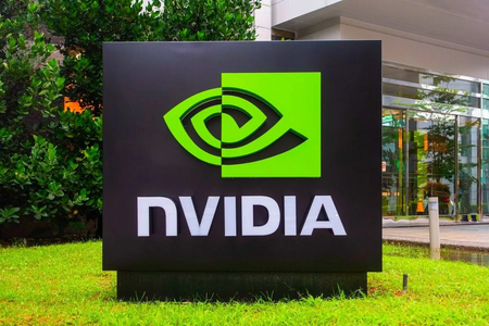 Капитализация Nvidia превысила 3 триллиона долларов, опередив Apple